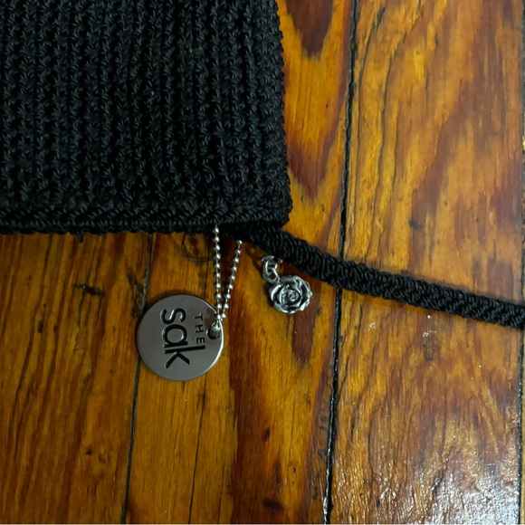 Le Sak Crochet Cross Body Bag - Picture 2 of 3